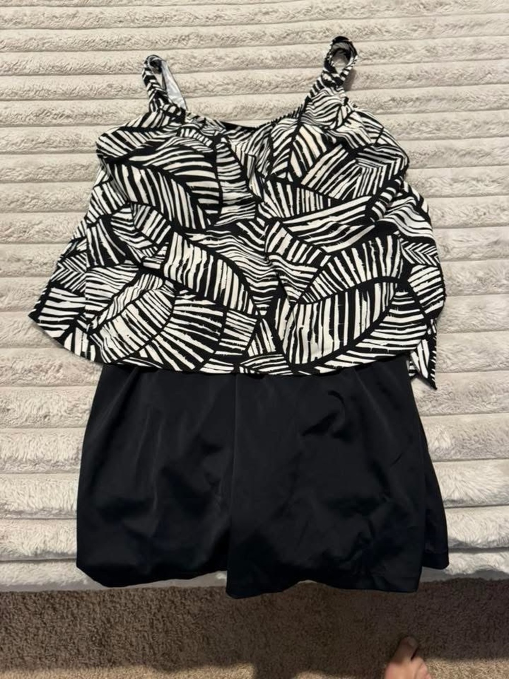 Black and White Leaf-Print Tankini Swim Top with Black Skirted Bottoms
